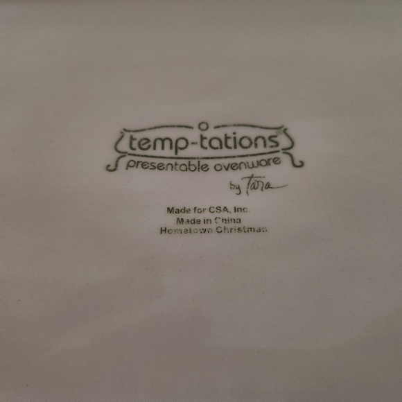 NIB Temp-tations Christmas Ceramic Casserole Dish with Lid - Picture 2 of 9